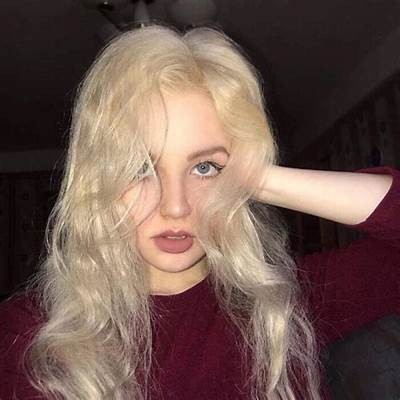 欧美极品女性时尚与生活分享，探索优雅与风格的完美结合